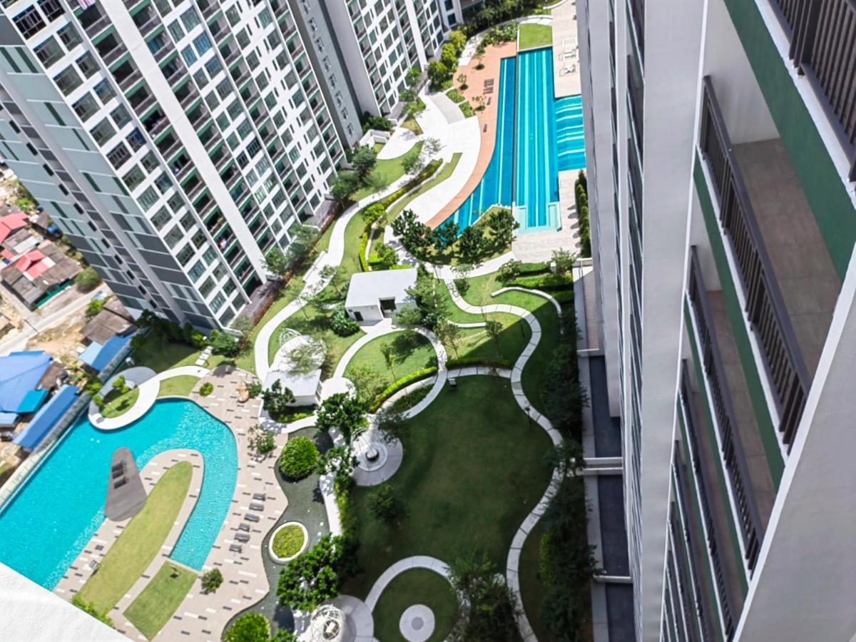 8Scape Residences Batman Vs Ironman@Lsy Home & Leisure Johor Bahru Kültér fotó