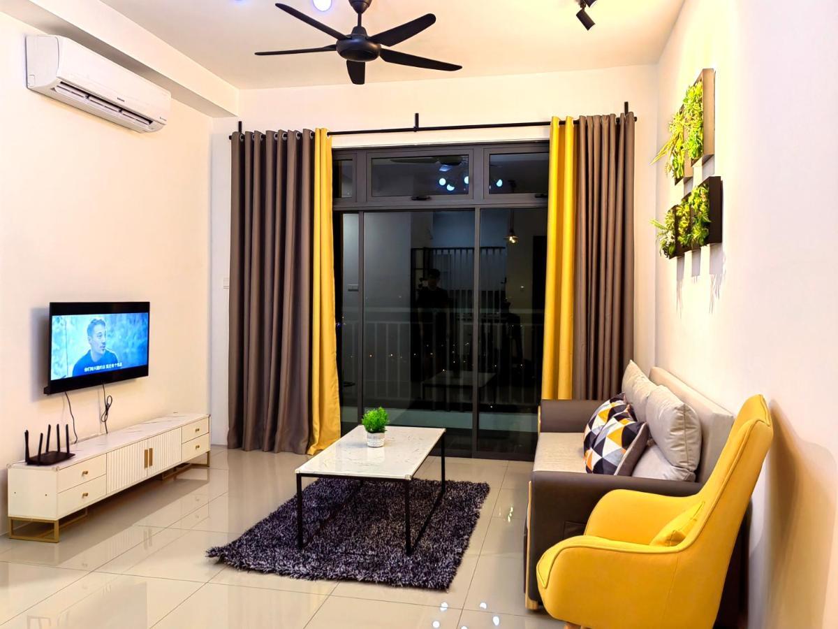 8Scape Residences Batman Vs Ironman@Lsy Home & Leisure Johor Bahru Kültér fotó