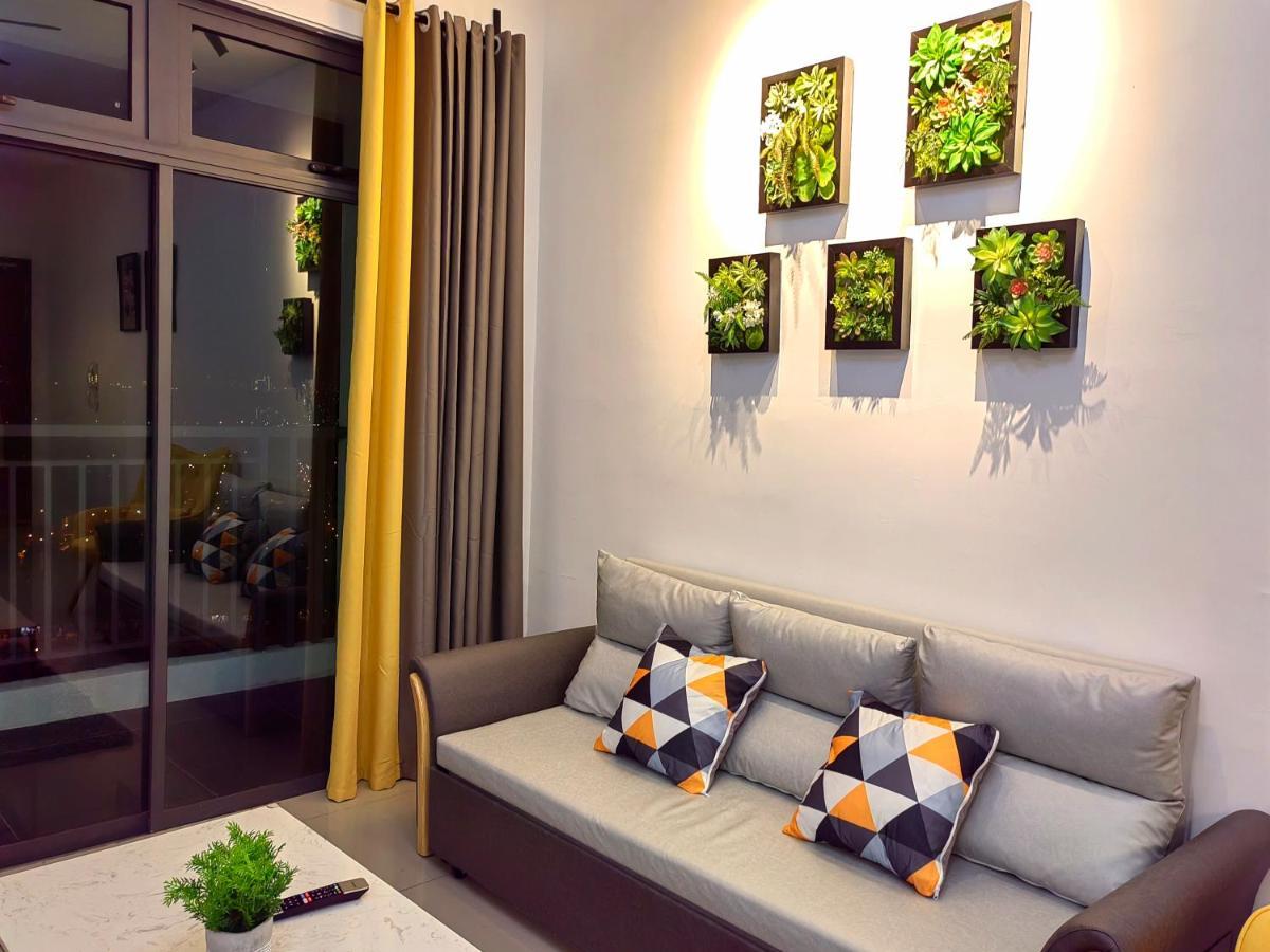 8Scape Residences Batman Vs Ironman@Lsy Home & Leisure Johor Bahru Kültér fotó